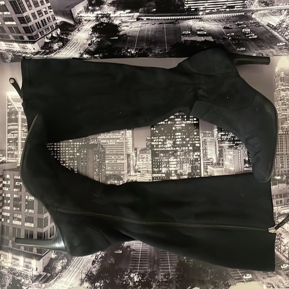 Isaac Mizrahi Heeled Knee High Boots - Picture 6 of 9